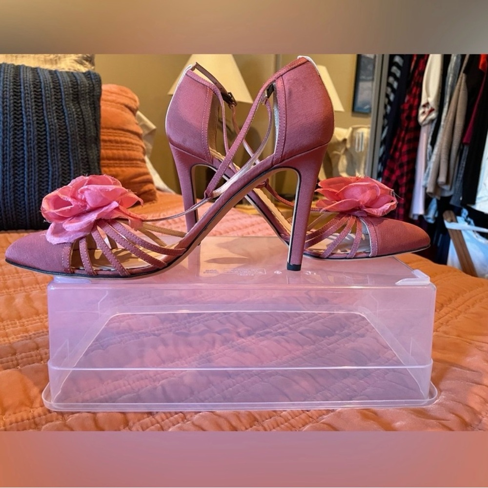 SJP vintage shoes. Great to add to any spring wardrobe